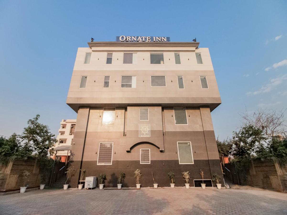 Hotel Capital O 76736 Ornate By Blessings 3*